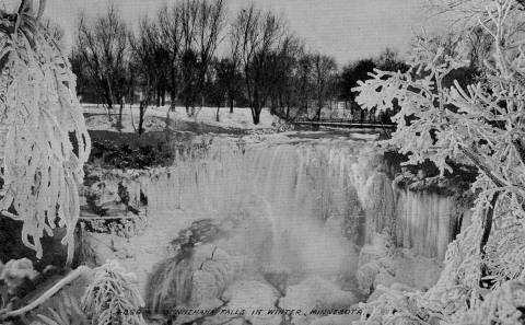Minnehaha Falls on a postcard around 1910.
